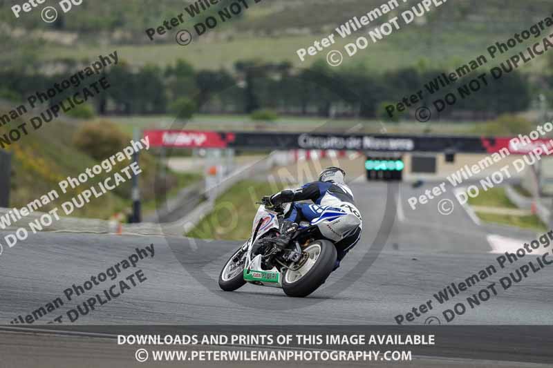 cadwell no limits trackday;cadwell park;cadwell park photographs;cadwell trackday photographs;enduro digital images;event digital images;eventdigitalimages;navarra;no limits trackdays;peter wileman photography;racing digital images;trackday digital images;trackday photos